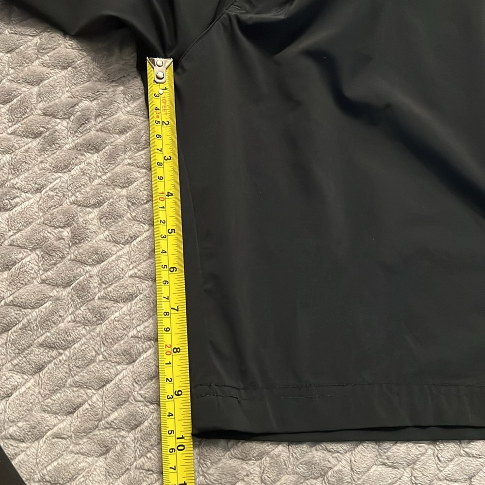 Men’s Columbia Black Shorts - Picture 9 of 9